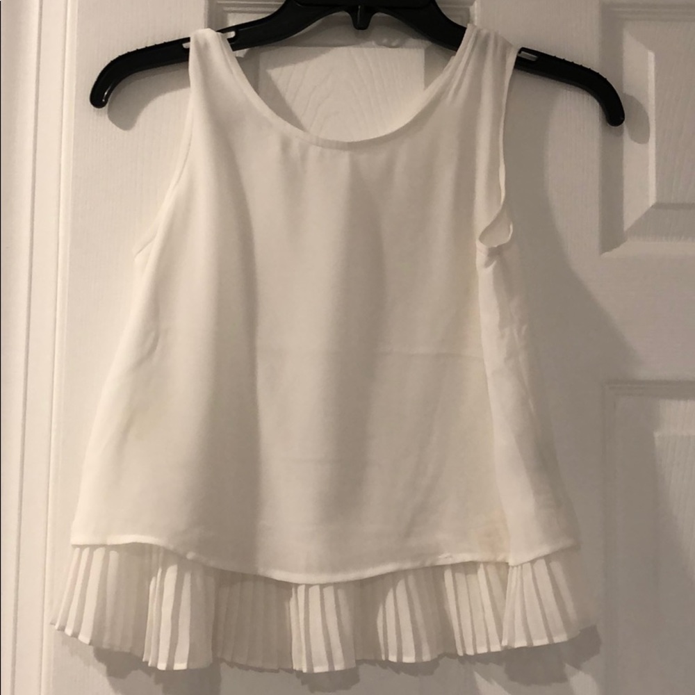 Ally B top - Picture 2 of 5